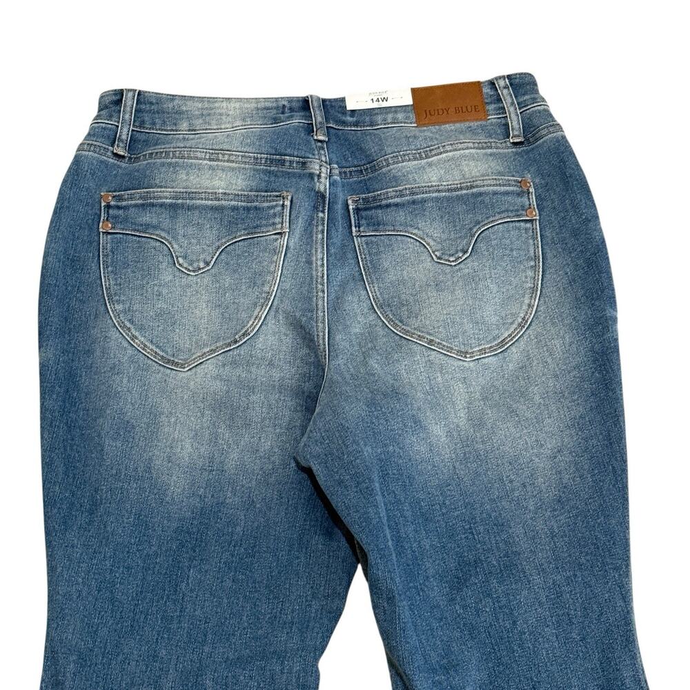 Judy Blue Medium Wash Flare Jeans - Picture 9 of 12